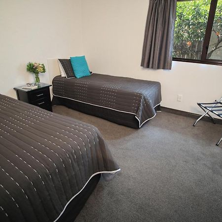 Palm City Motor Inn Napier Esterno foto