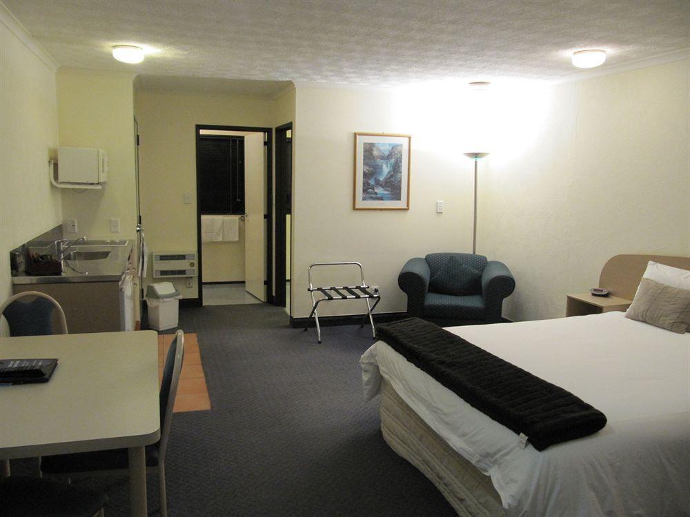 Palm City Motor Inn Napier Esterno foto